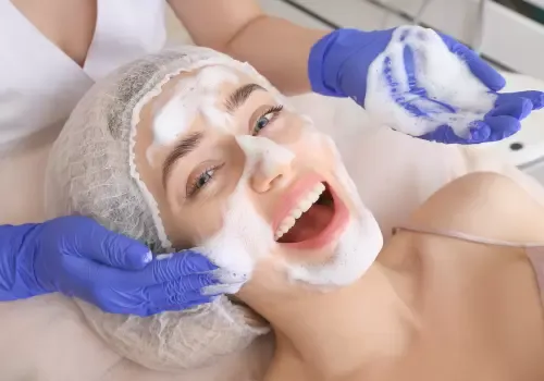 Descubre los sorprendentes beneficios de la limpieza facial profunda
